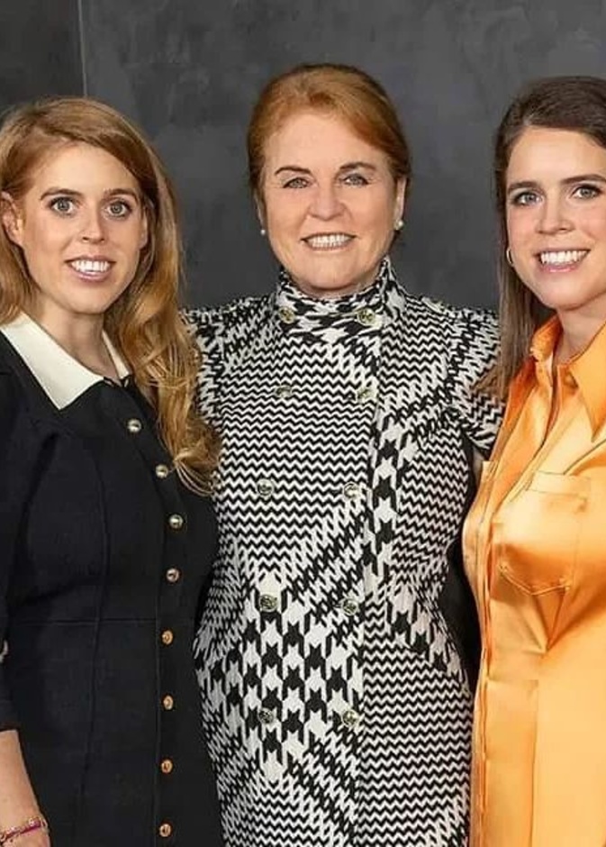 دوقة يورك وابنتيها يشاركون في مبادرة خيرية في عطلة أعياد الميلاد