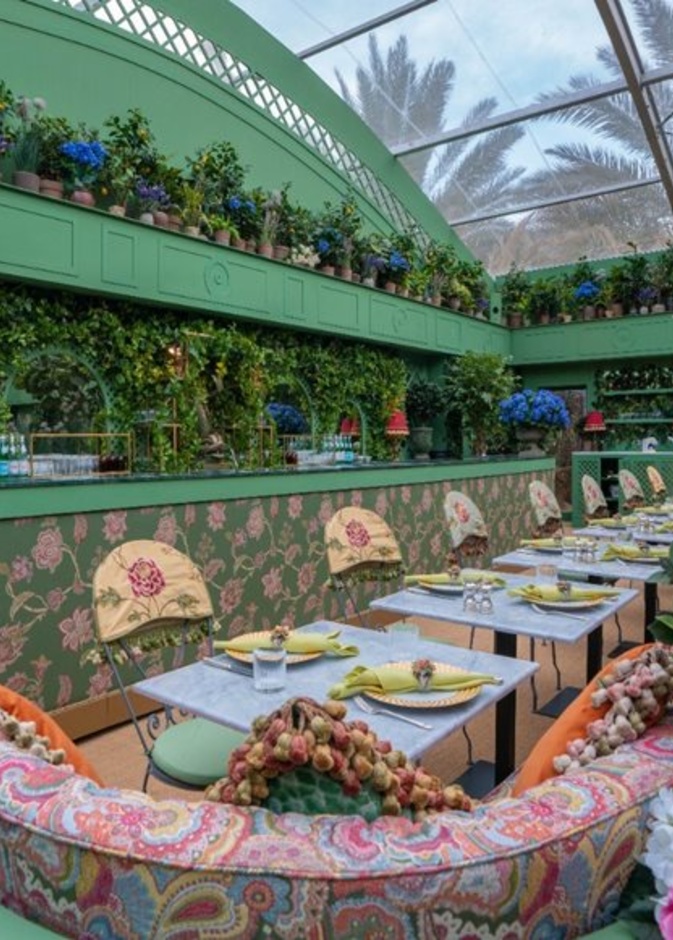 لتجربة ساحرة في شتاء طنطورة.. إليكم قائمة بأبرز مطاعم العلا