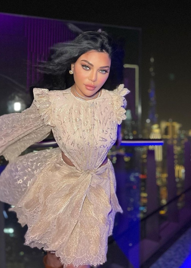 أقراط GRAFF التي نسّقتها هيفاء وهبي