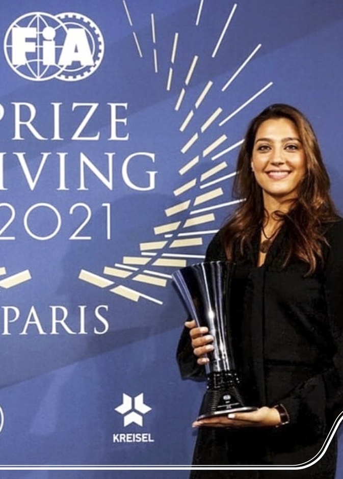 البطلة السعودية دانية عقيل تحصد كأس العالم للراليات الصحراوية "باها"