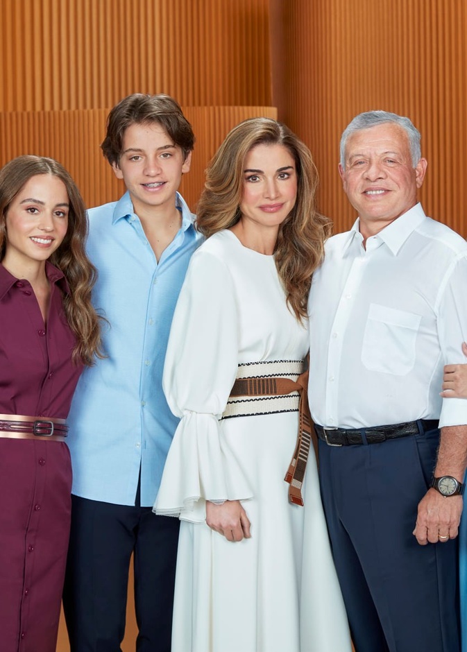 الملكة رانيا خطفت الأنظار بفستان Ophelia باللون الأبيض إختارته من تصميم دار Roksanda