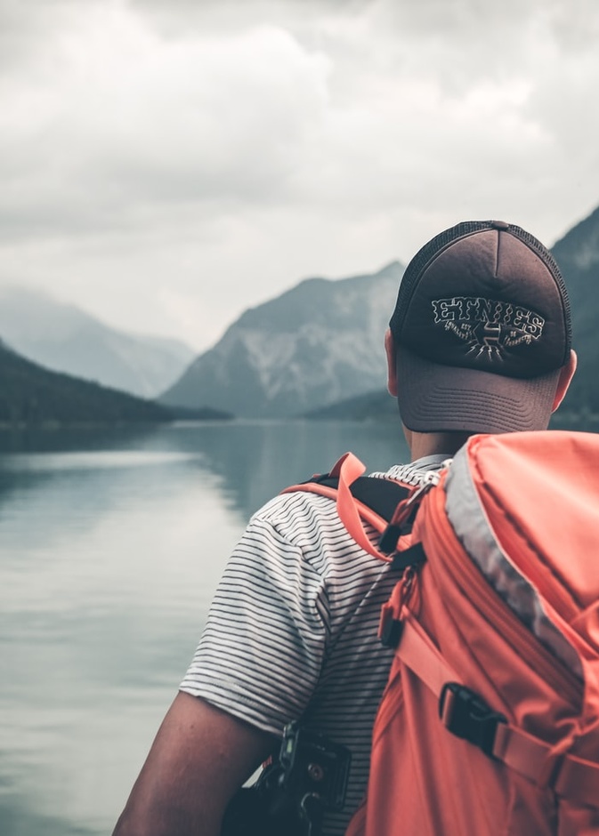 اهم المستلزمات عند السفر في رحلات احتفالات نهاية العام