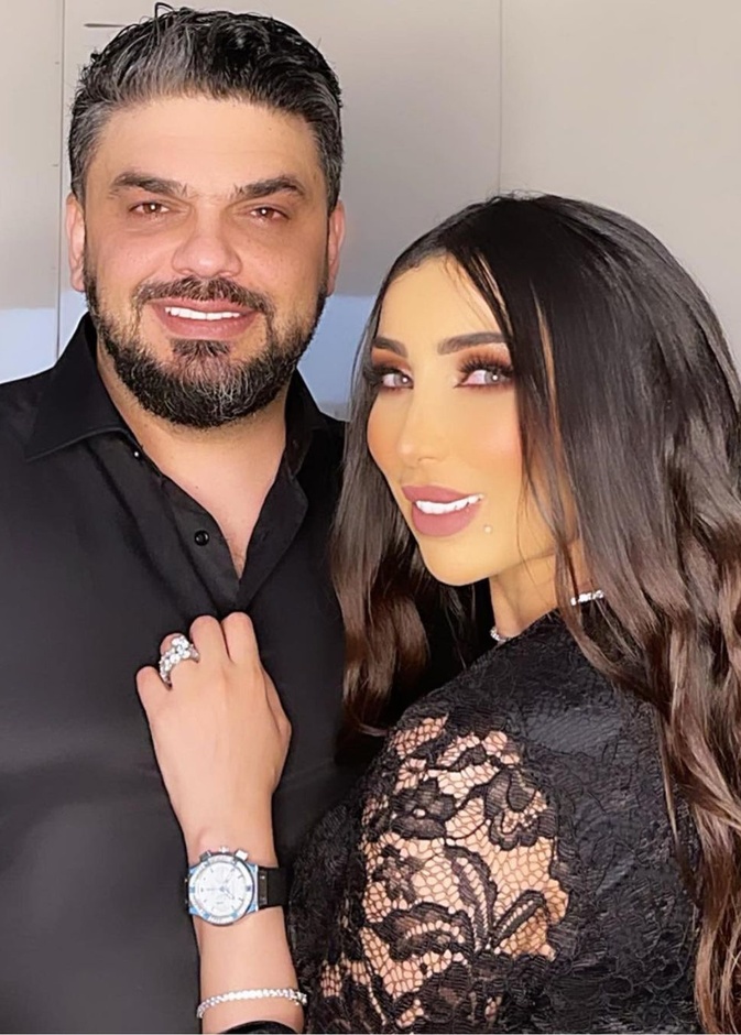 دنيا بطمة سرقت محمد الترك من زوجته منى السابر- انستغرام دنيا بطمة.