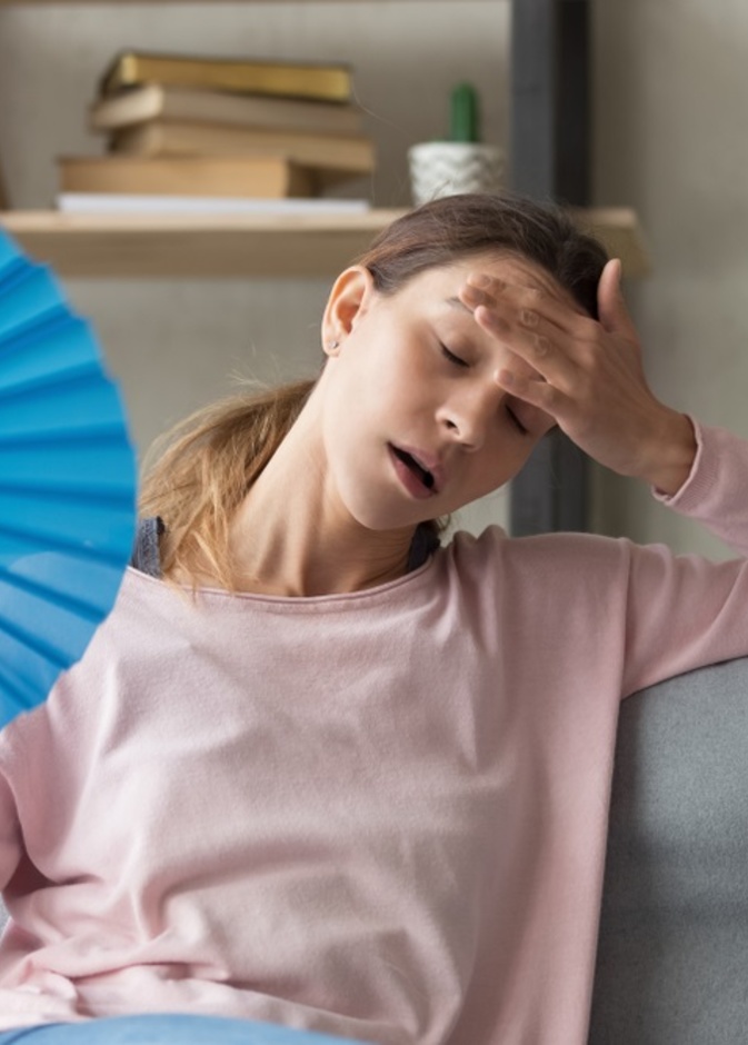 ماهو سبب التعرق الزائد قبل نزول الدورة الشهرية