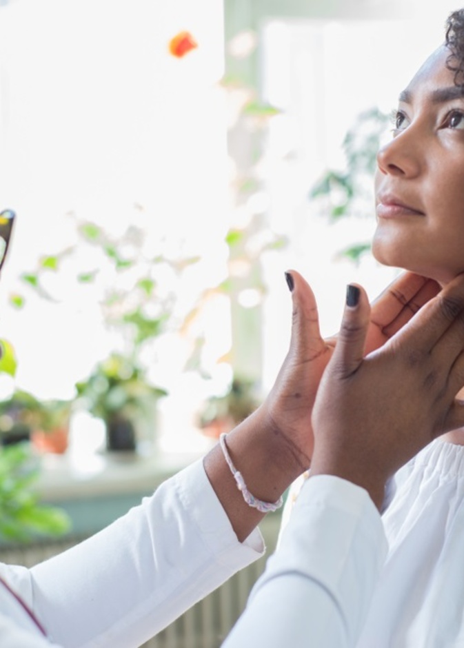 علامات مبكرة تشير إلى وجود خلل في الغدة الدرقية