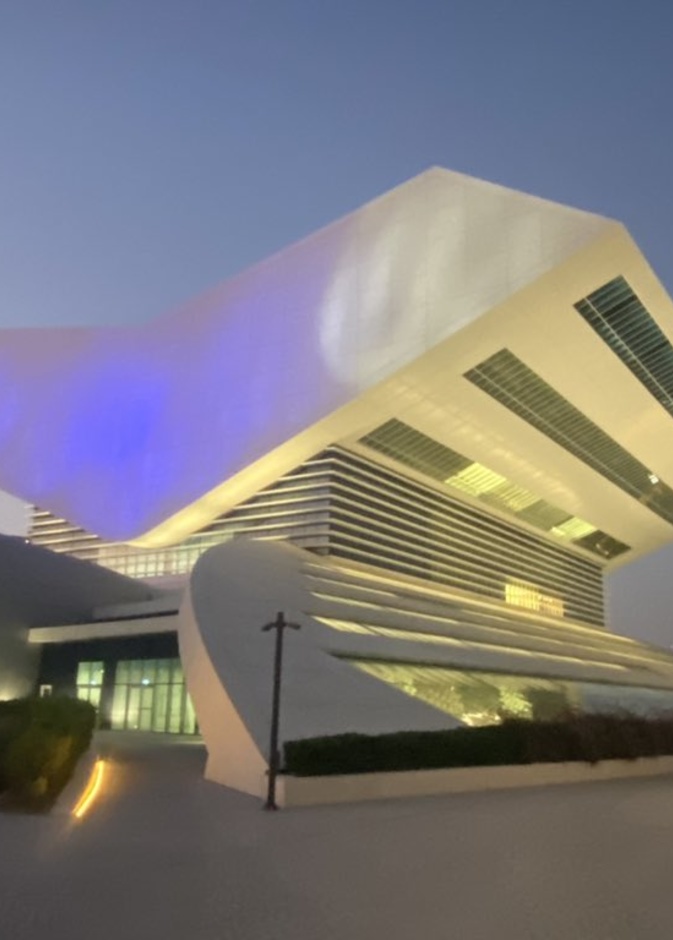 مكتبة دبي العامة الراشدية DUBAI PUBLIC LIBRARY AL RASHIDIYA