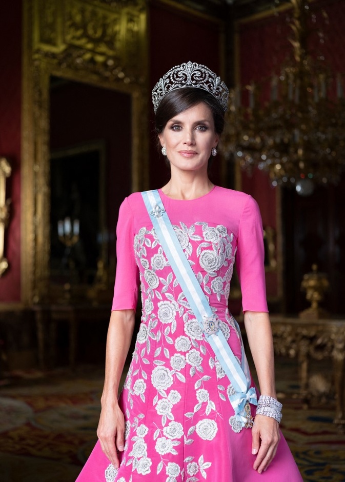 أجمل مجوهرات الملكة ليتيزيا ملكة إسبانيا