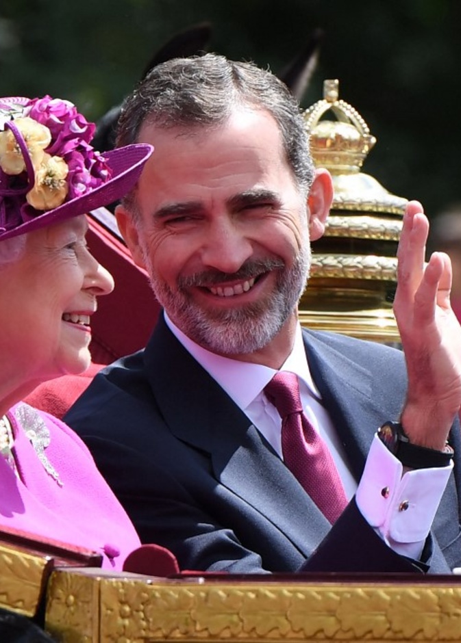 ما هي مؤهلات ملوك وملكات العالم الدراسية؟