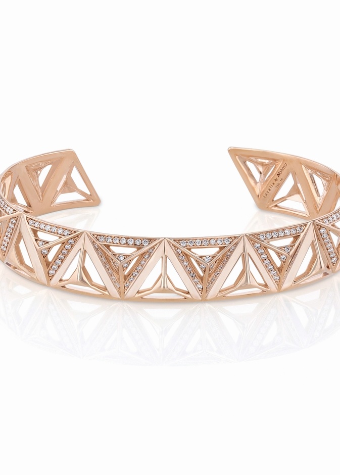 تألقي بحلًة من الألماس مفعمة بالابتكار والرقي مع لاتاليا