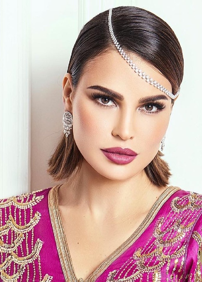  mimialeblanc وتسريحة شعر بأنامل ميشيل زيتون - الصورة من حسابه على انستقرام