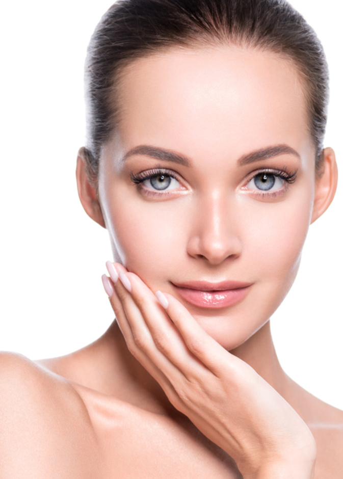 أفضل خلطات التمر لنضارة البشرة وكيفية استخدامه