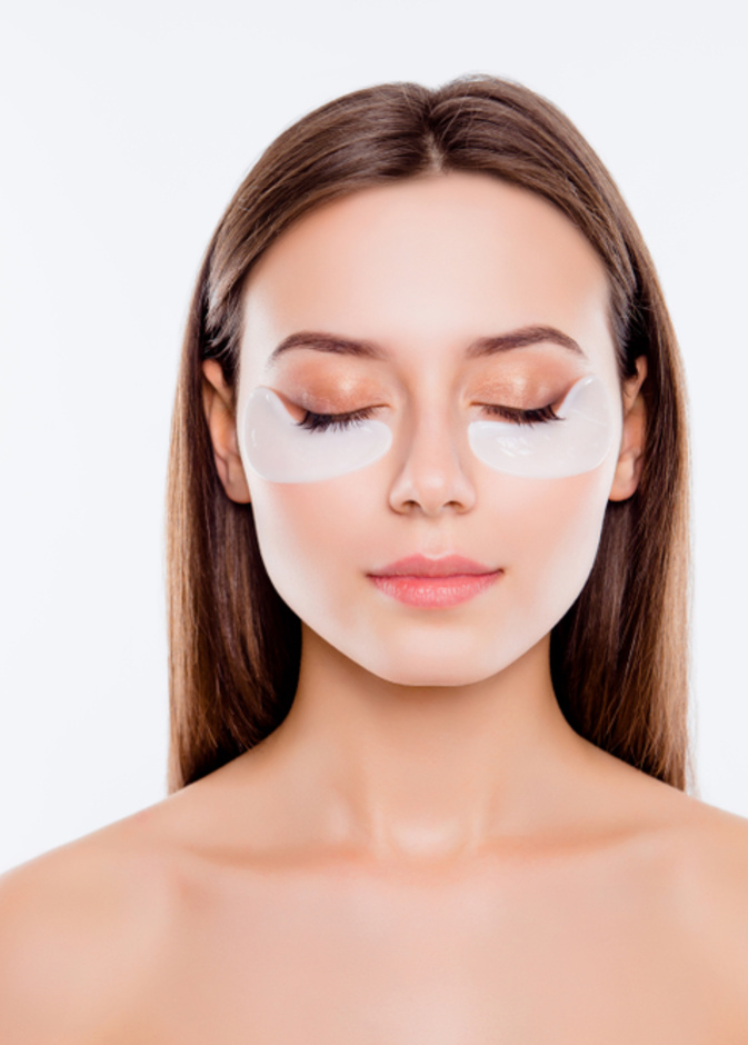 طرق علاج الهالات السوداء لإطلالة مشرقة قبل نهاية العام 2021