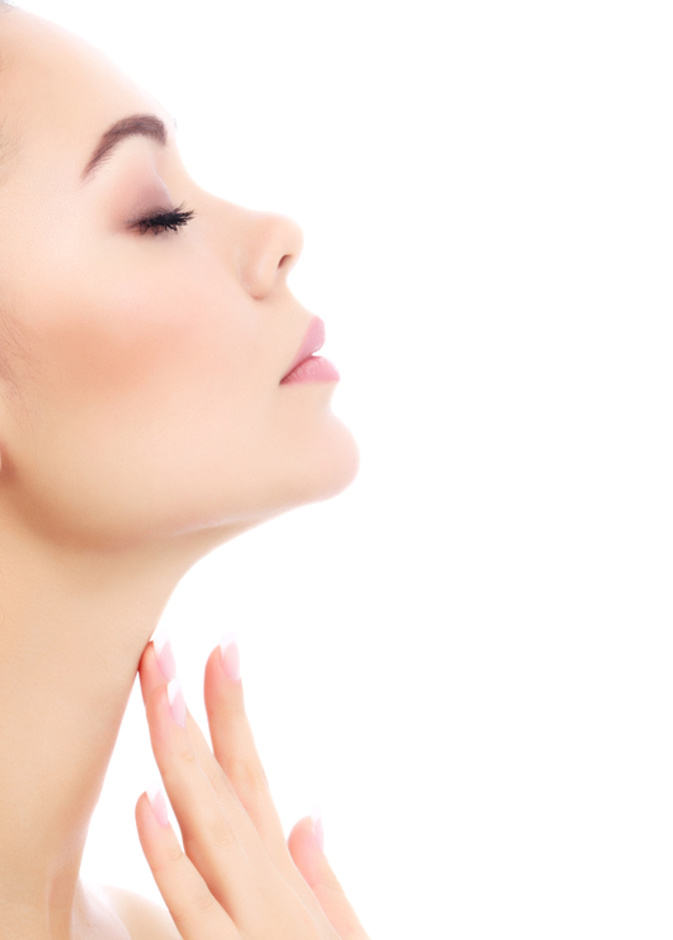 خلطات طبيعية مجربة لتبييض الرقبة بسرعه في المنزل