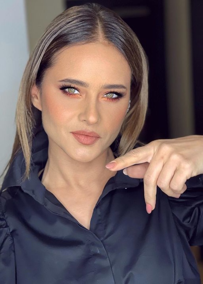 أفضل اطلالات نيللي كريم الجمالية بمناسبة عيد ميلادها