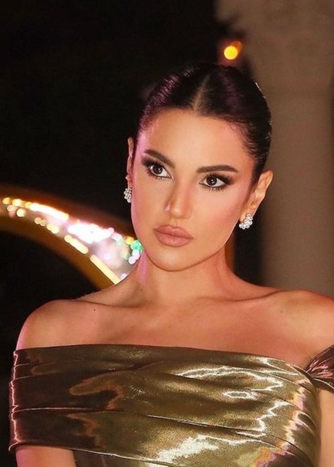 أحدث تسريحات شعر ومكياج النجمات في راس السنة 2022