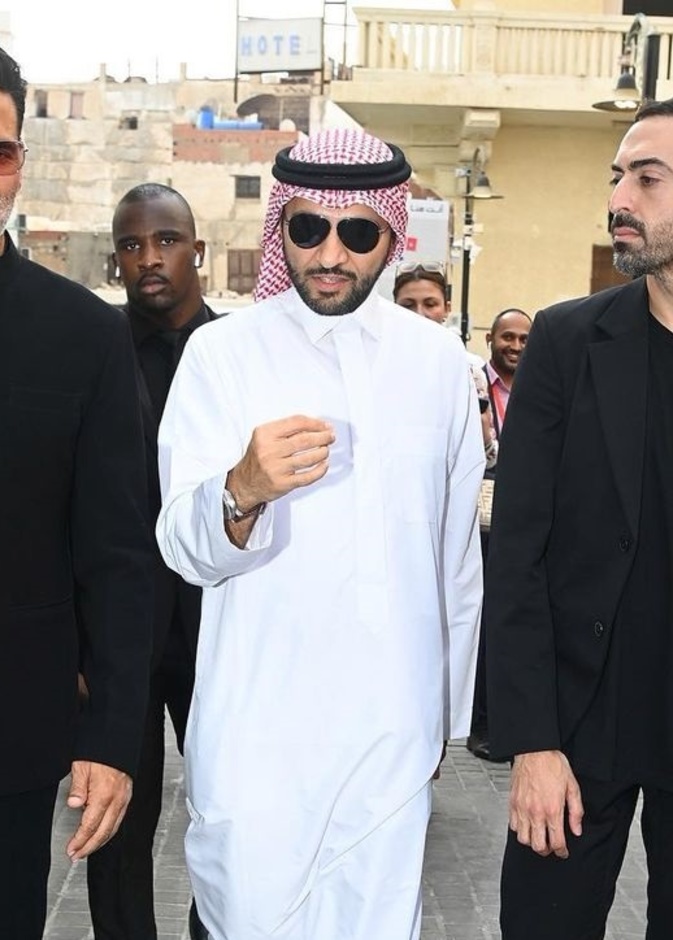 أكشاي كومار ومحمد التركي رئيس مهرجان البحر الأحمر