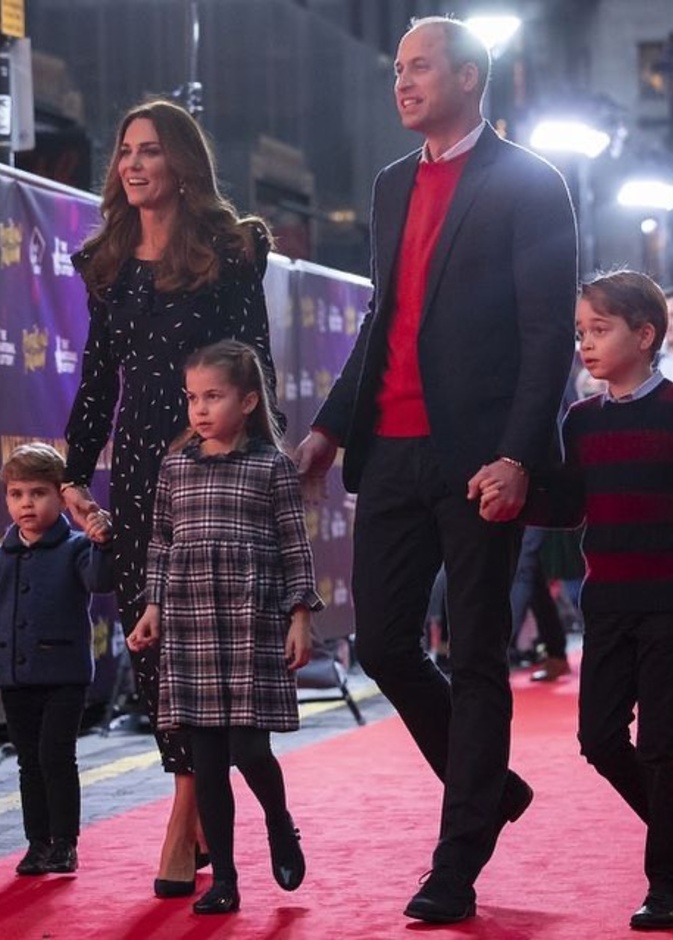 الأمير وليام وزوجته وأطفالهما