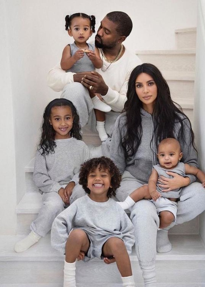 كيم كارداشيان وكاني ويست وأولادهما