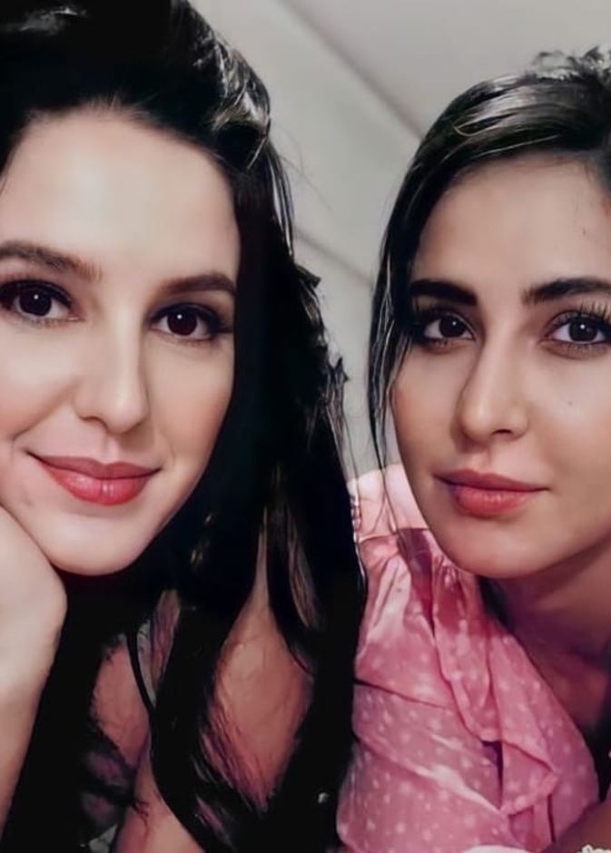 هكذا علقت إيزابيلا كيف على زواج شقيقتها الكبرى كاترينا كيف