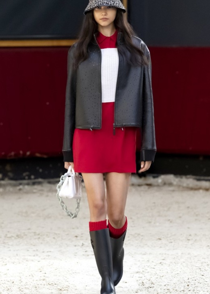 تنسيقات كاجوال للنهار مميّزة من Longchamp