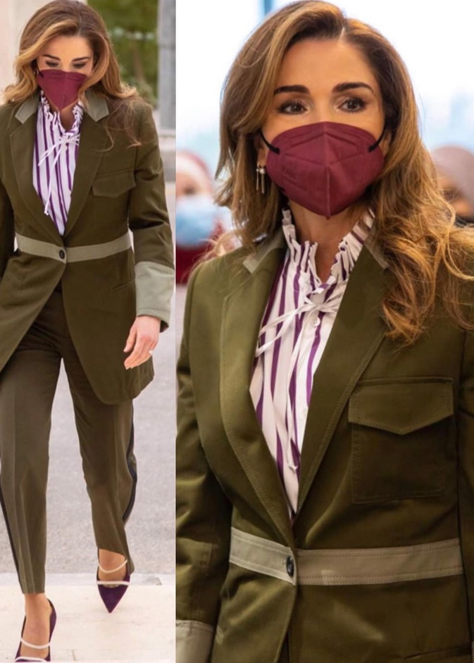 الملكة رانيا تزور أكاديمية الملكة رانيا لتدريب المعلمين في عمان