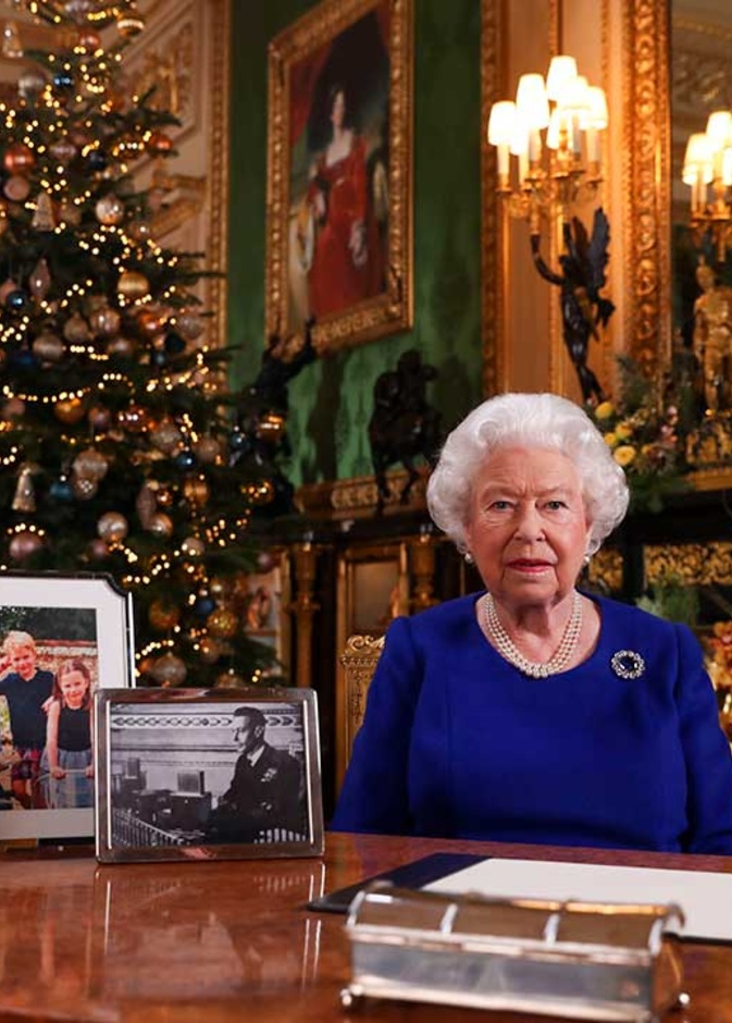 لهذا السبب اعتادت العائلة المالكة البريطانية فتح هداياهم في عشية أعياد الميلاد