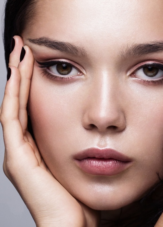 دليل جمالك لإطلالة مشرقة وجذابة في الشتاء