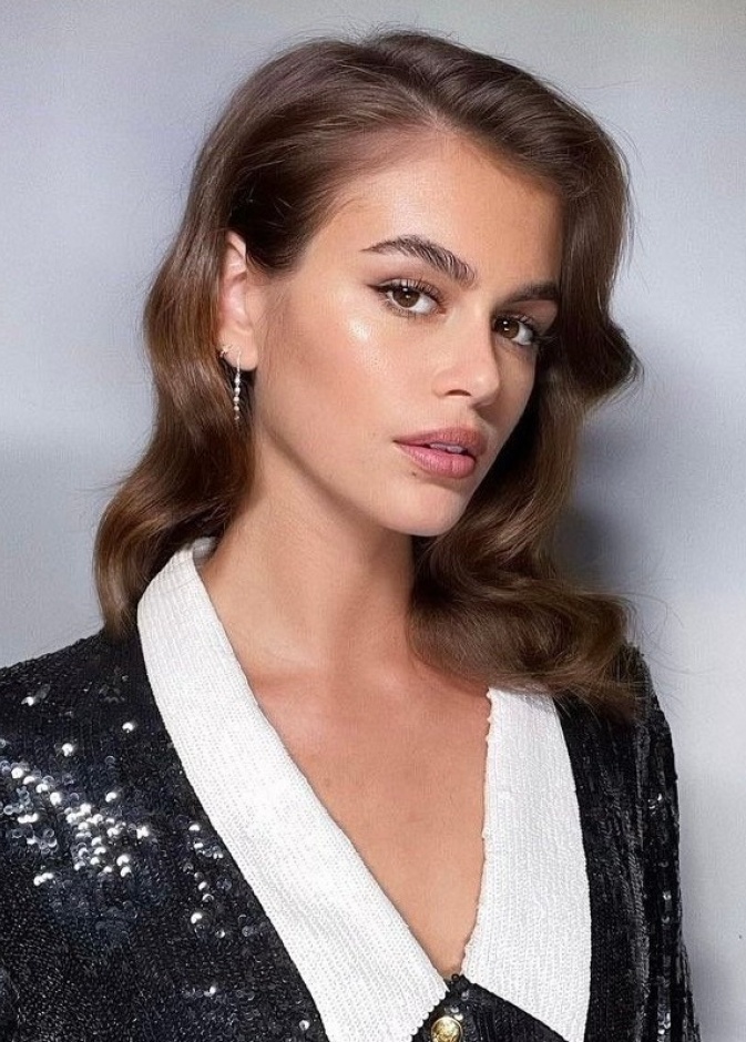 صور إطلالات النجمات العالميات الجمالية على إنستغرام ملفتة هذا الأسبوع