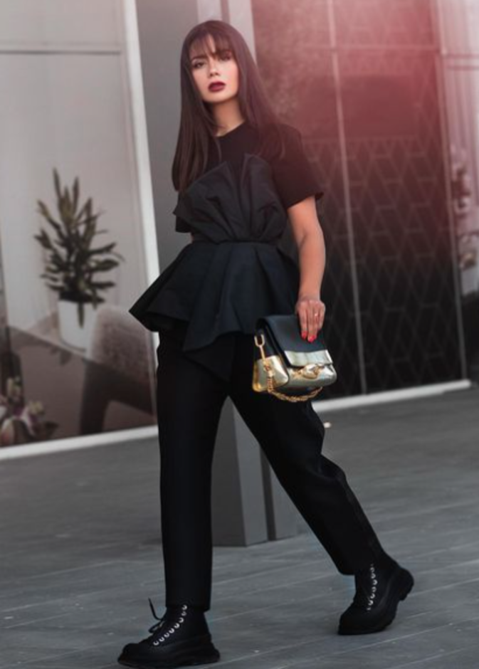 أجمل تنسيقات أزياء باللون الاسود مستوحاة من ديما الاسدي