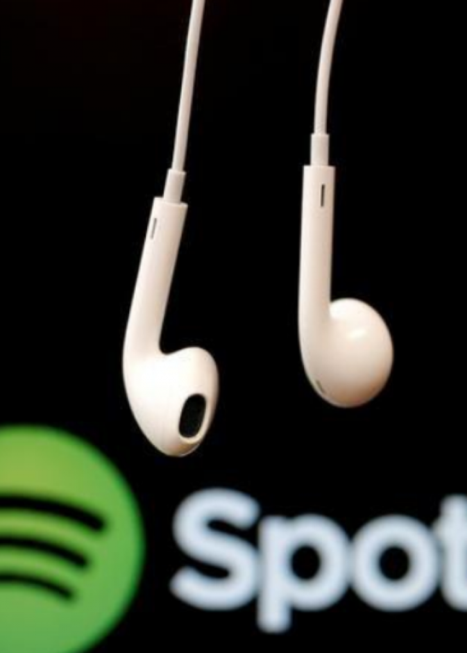 سبوتيفاي تضيف خدمة عرض كلمات الأغاني أثناء تشغيلها