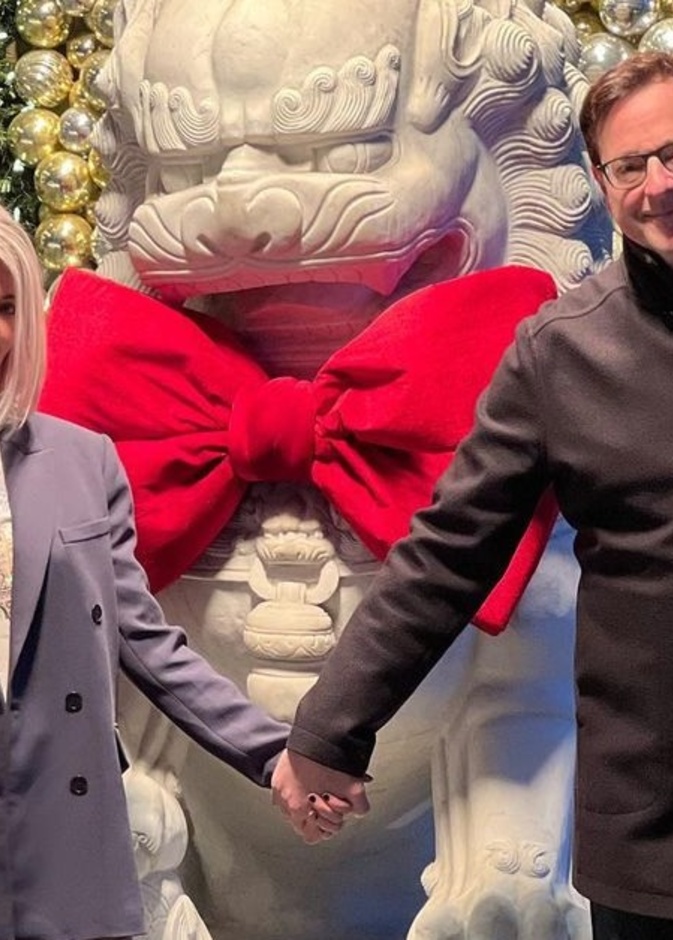 بوب ساجيت مع زوجته 