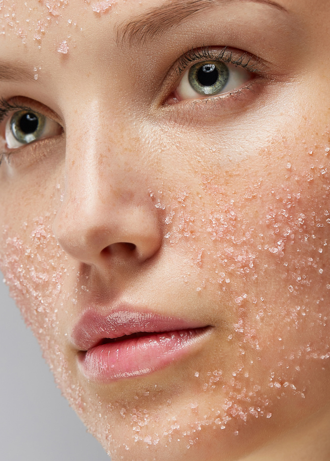 أسرار خفية لجمال بشرتك المختلطة تعرفي عليها