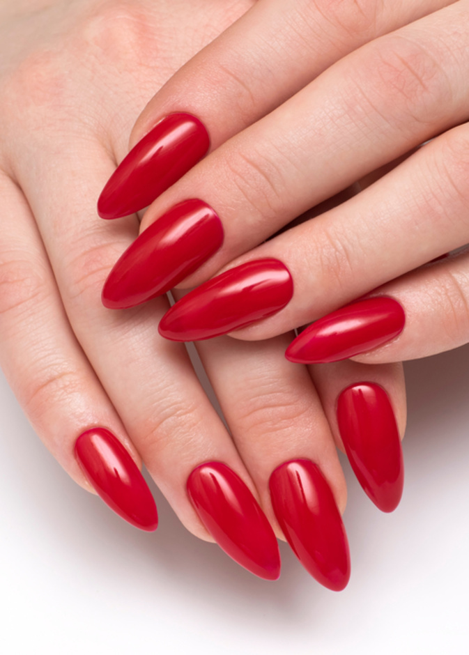 طريقة برد الأظافر بشكل مثلث