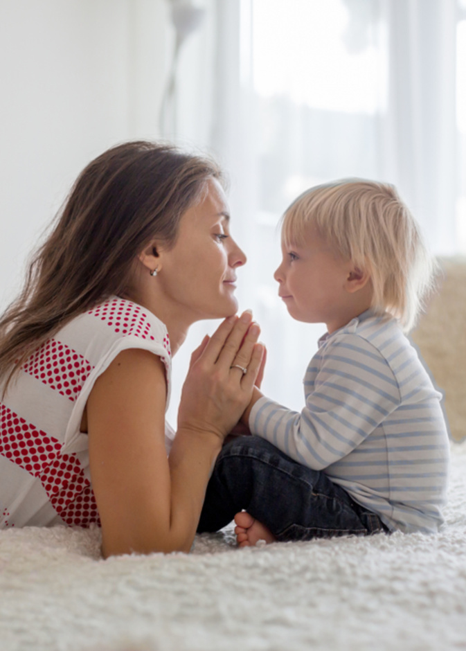 كيفية تقوية شخصية الطفل في عمر 3 سنوات