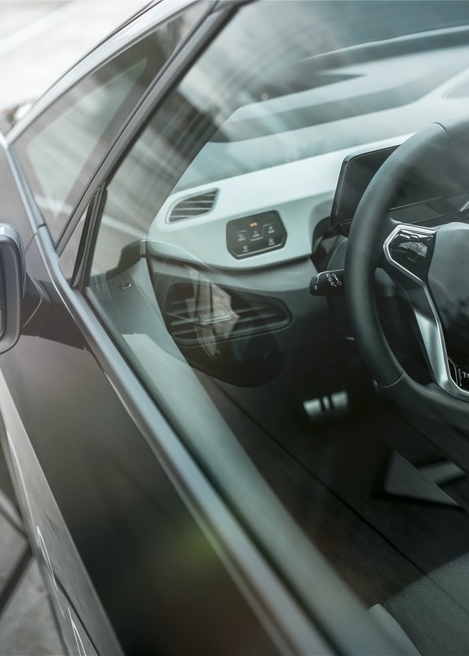 نصائح مهمة لقيادة السيارات الكهربائية في الشتاء