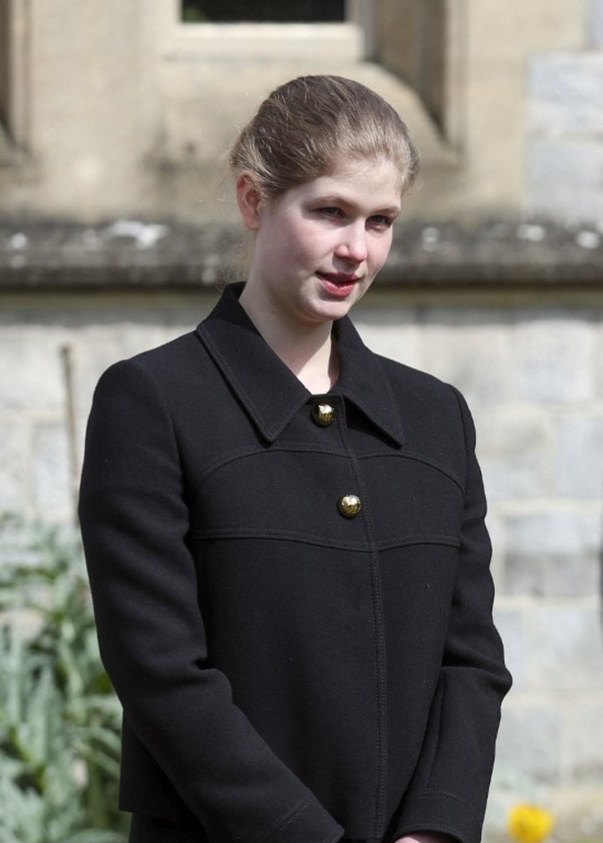 ما هو القرار الهام الذي يجب أن تتخذه الليدي لويز وندسور هذا العام؟