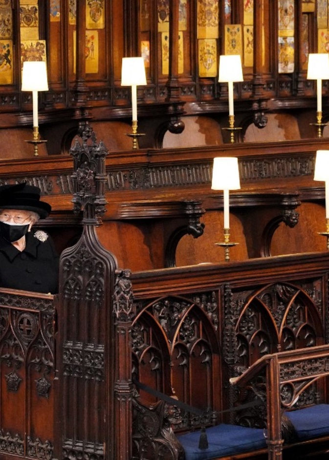 الحزن يخيم على الملكة إليزابيث الثانية في بداية العام الجديد