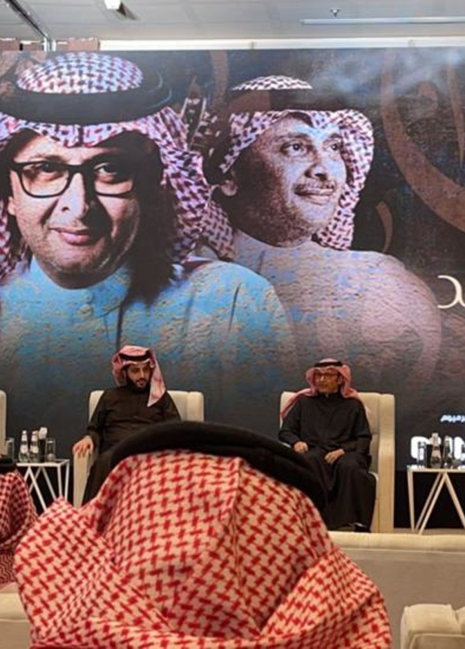 عبدالمجيد عبدالله يعلن تفاصيل عودته للحفلات الغنائية ويسجل رقم قياسي جديد    