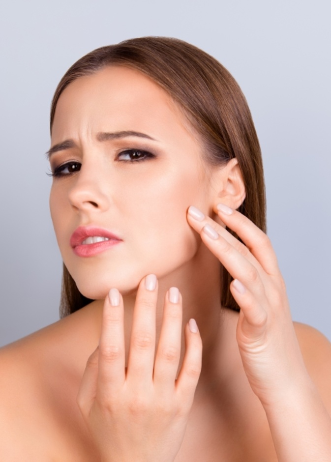 وصفات طبيعية في المنزل لعلاج جفاف البشرة