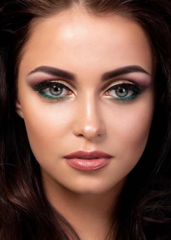 ألوان ظلال جفون مناسبة لصاحبات البشرة القمحية