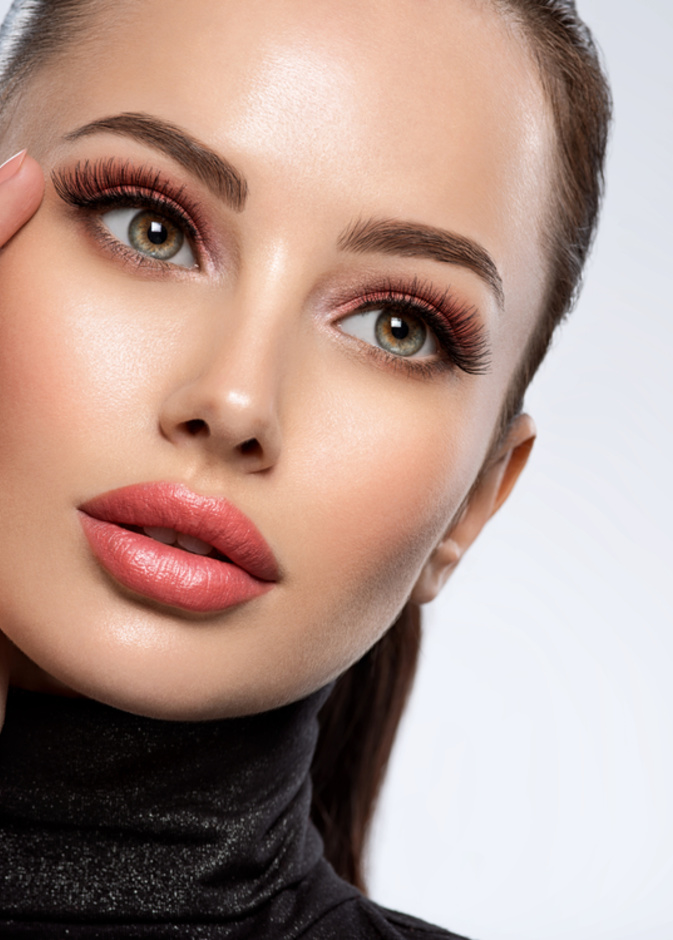 6  حيل تضمن عدم سيلان المكياج لصاحبات البشرة الدهنية