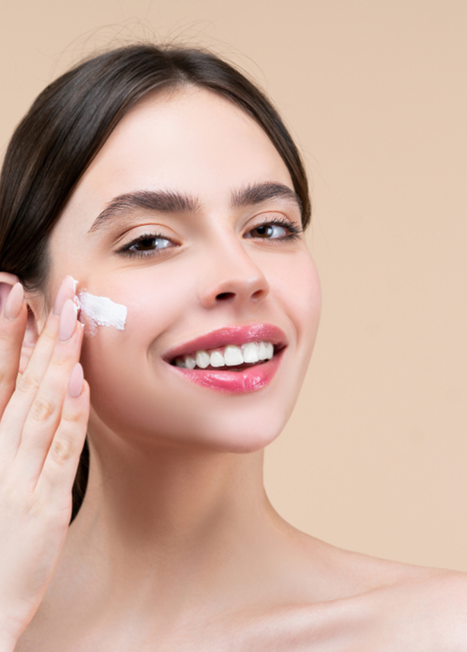 خلطات طبيعية لترطيب الوجه