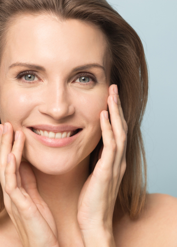 كيفية تطبيق كولاجين طبيعي لإزالة التجاعيد حول العين