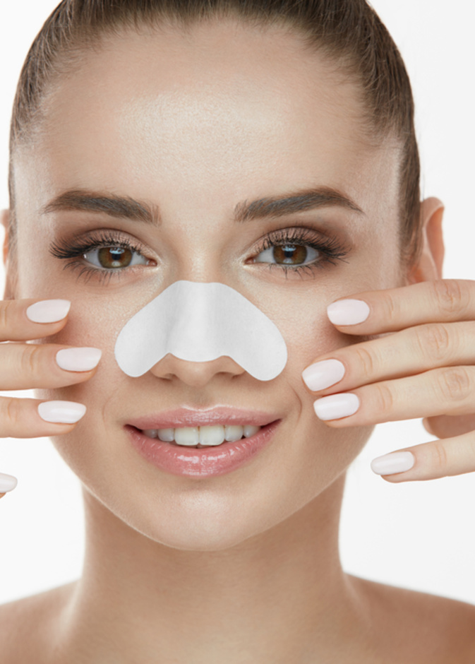 ماسك لإزالة الرؤوس السوداء