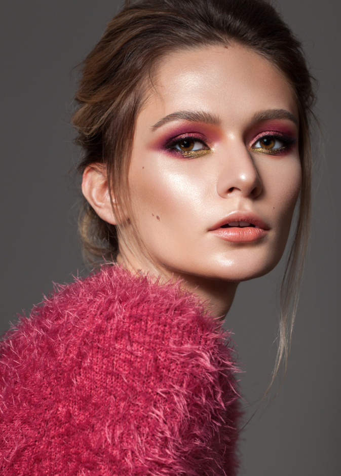 5 أخطاء يجب تجنبها عند وضع ظلال الجفون