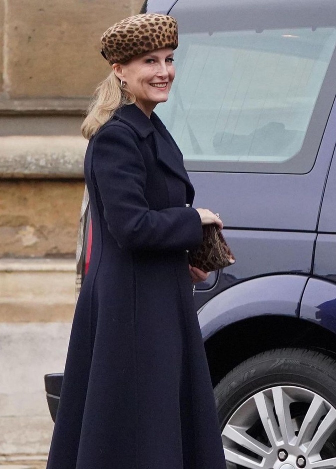 كونتيسة وسكس تعود إلى العمل بعد موسم العطلة بزيارة خارجية