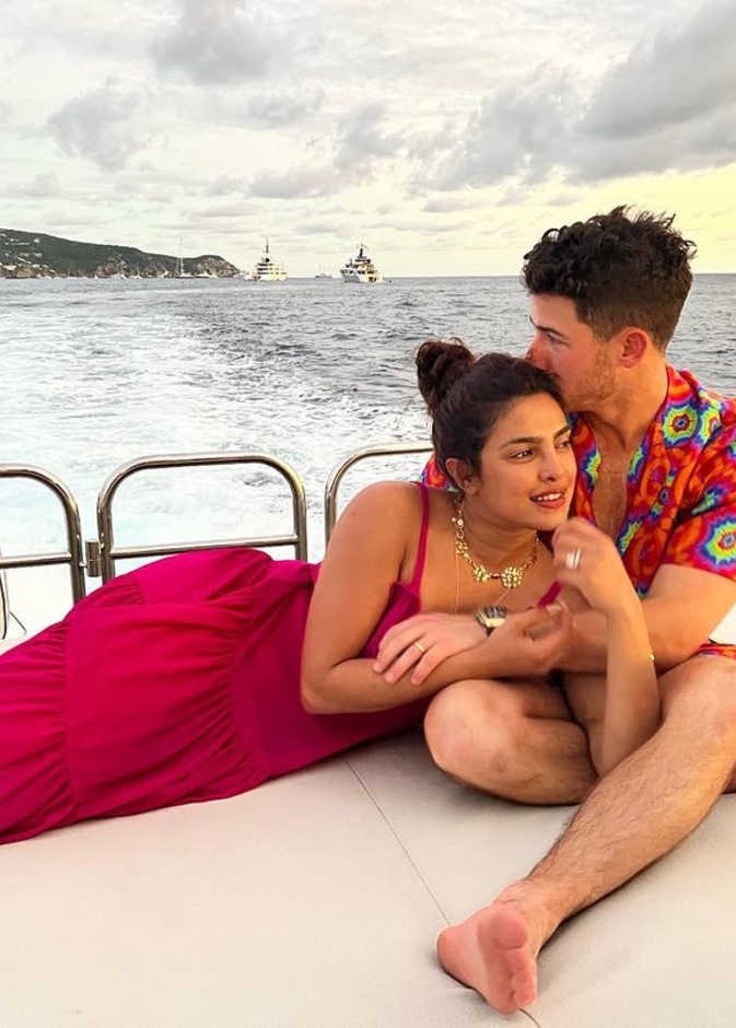 بريانكا تشوبرا تتحدث عن تطلعها وزوجها للإنجاب