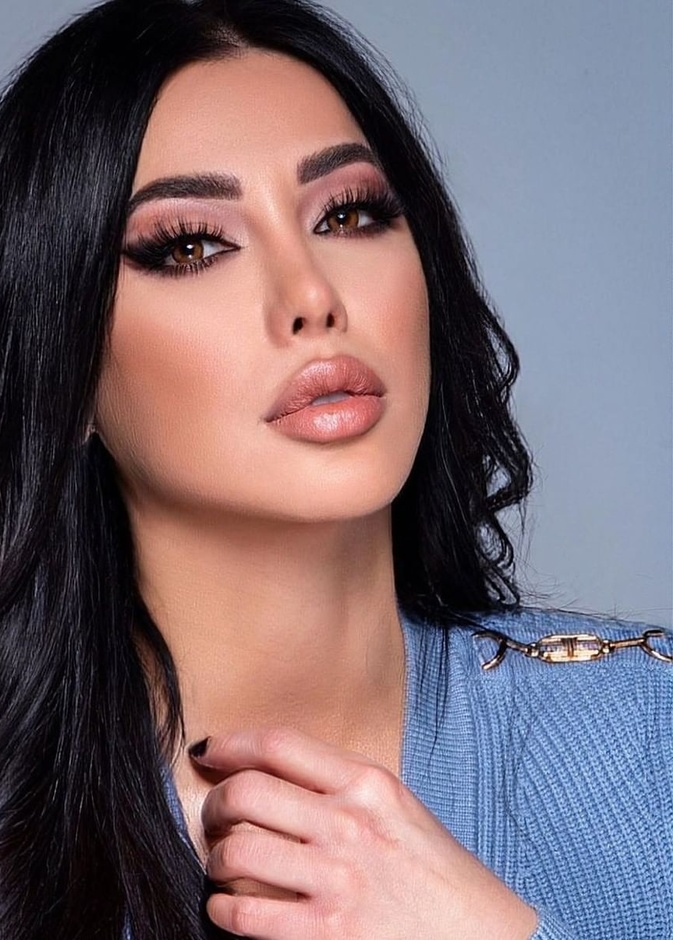 ر مديحة كنيفاتي تثير الجدل بالتغييرات في ملامحها بأحدث إطلالاتها