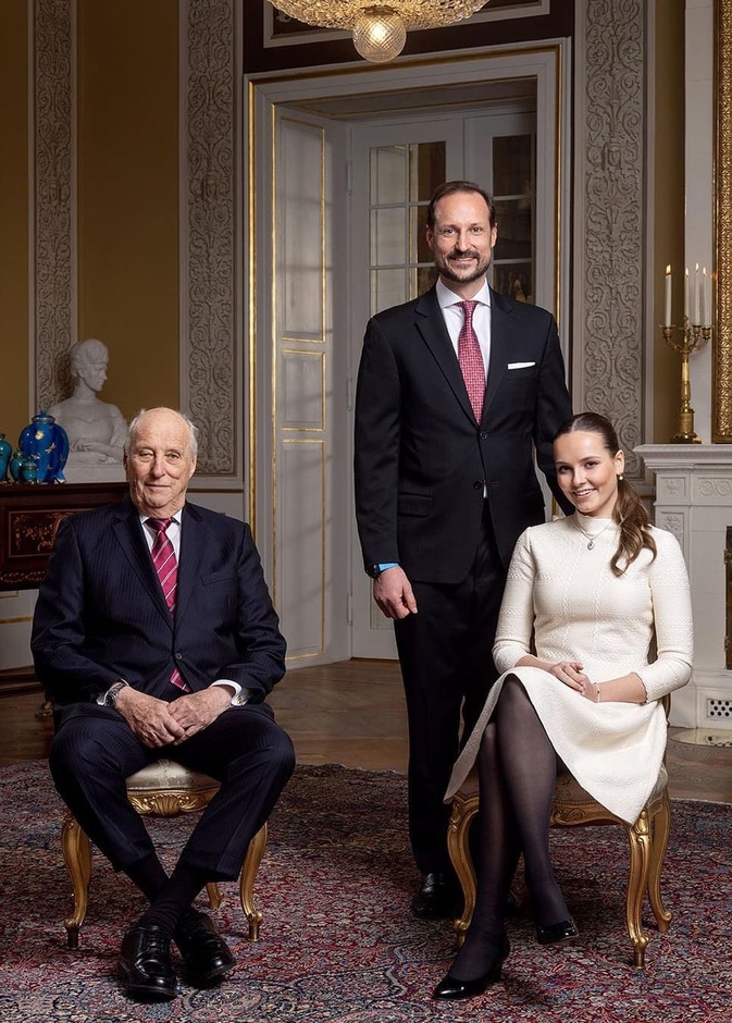 شاهدوا الصور الجديد التي التقطت للأميرة أنغريد بمناسبة عيد ميلادها 18