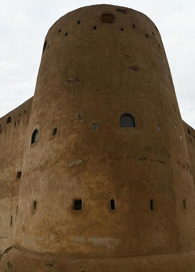 القلعة الدوسرية.. أجواء تاريخية اصيلة وتجربة ساحرة في قلب جازان - المصدر واس 